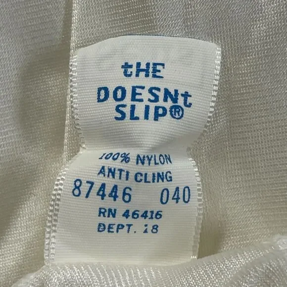 Vintage Full chemise long slip gown nightgown, size 40 (bra size). Approx XL - Picture 8 of 13